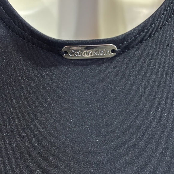 Calvin Klein Mesh V-neck cross over, scoop back,ruched side,padded 1 pc.swimsuit - Picture 7 of 11